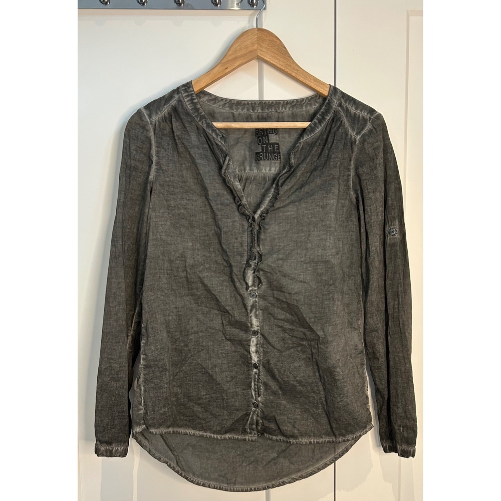 S.Oliver Bring On‎ The Grunge Grey Acid Wash Ruffle Button Front Blouse US 4